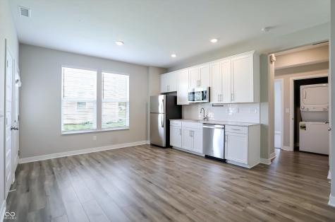 2391 S Stonehill Way New Palestine IN 46163