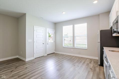 2391 S Stonehill Way New Palestine IN 46163