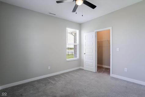 2391 S Stonehill Way New Palestine IN 46163