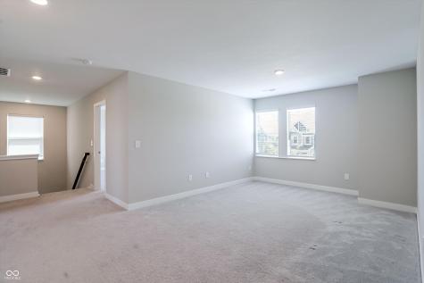 2391 S Stonehill Way New Palestine IN 46163