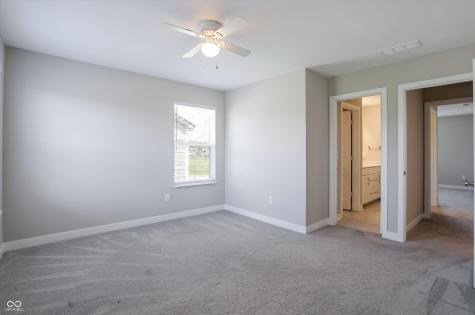 2391 S Stonehill Way New Palestine IN 46163