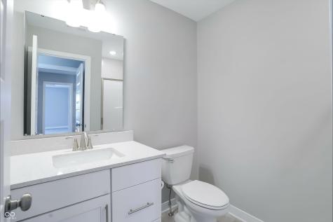 2391 S Stonehill Way New Palestine IN 46163