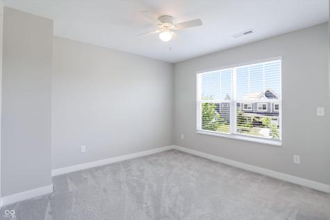 2391 S Stonehill Way New Palestine IN 46163