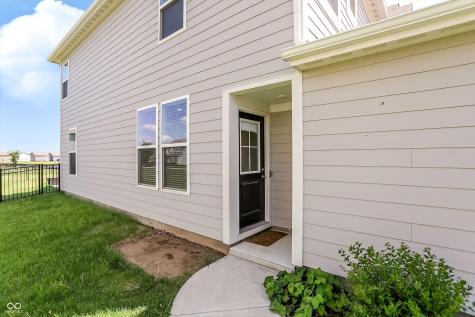 2391 S Stonehill Way New Palestine IN 46163