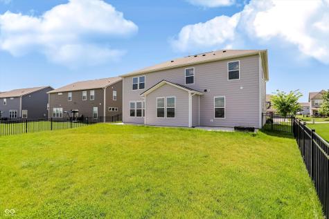 2391 S Stonehill Way New Palestine IN 46163