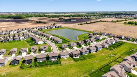 2391 S Stonehill Way New Palestine IN 46163