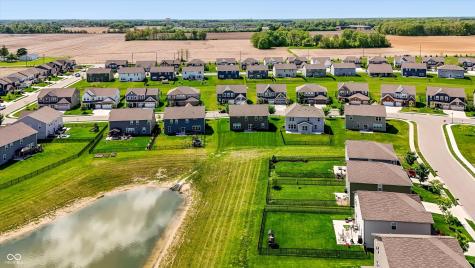 2391 S Stonehill Way New Palestine IN 46163