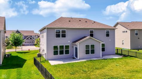 2391 S Stonehill Way New Palestine IN 46163