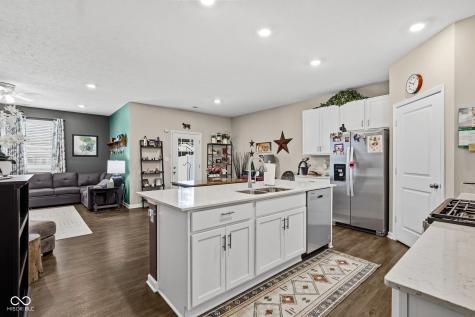3809 S Woodfield Drive New Palestine IN 46163