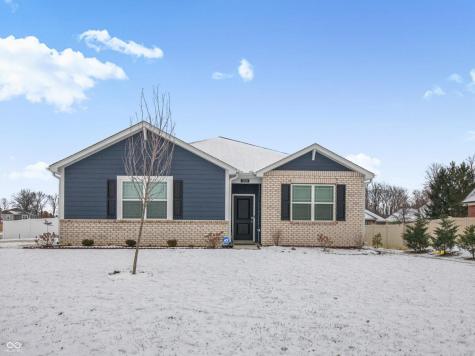 3809 S Woodfield Drive New Palestine IN 46163