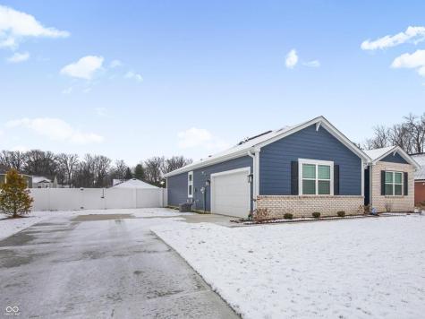 3809 S Woodfield Drive New Palestine IN 46163