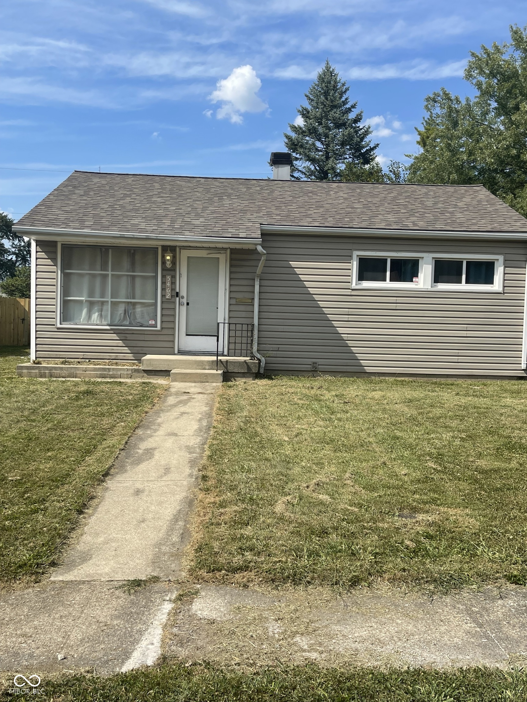 5462 E 19th Street Indianapolis IN 46218
