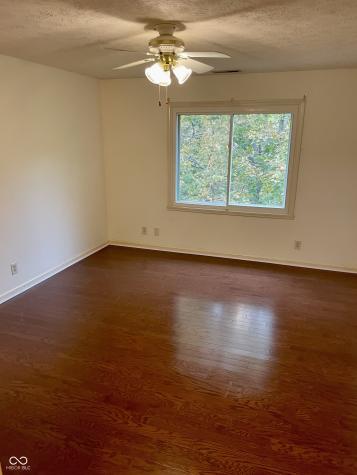 7410 Crickwood Place Indianapolis IN 46268