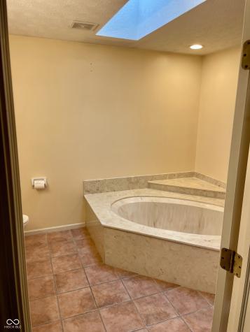 7410 Crickwood Place Indianapolis IN 46268