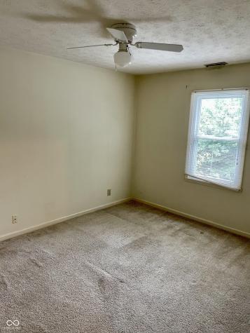 7410 Crickwood Place Indianapolis IN 46268