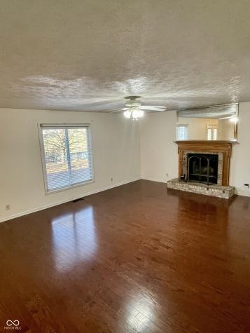 7410 Crickwood Place Indianapolis IN 46268