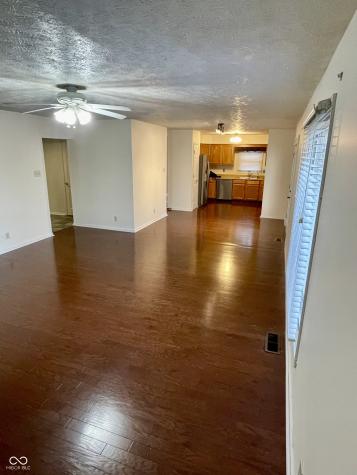 7410 Crickwood Place Indianapolis IN 46268