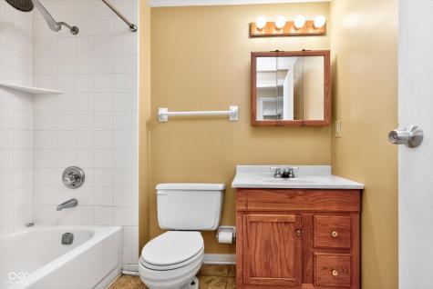 11495 Crestview Drive Fishers IN 46038