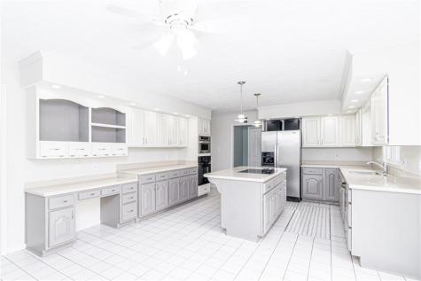 1441 E 151st Street Carmel IN 46032