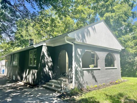 104 N Eaton Avenue Indianapolis IN 46219