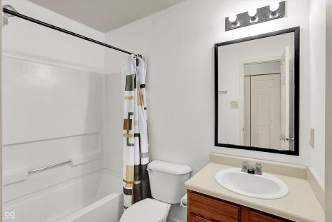 3442 Cork Bend Drive Indianapolis IN 46239