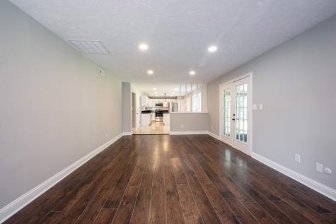 7611 Baywood Drive S Indianapolis IN 46236
