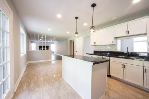 7611 Baywood Drive S Indianapolis IN 46236