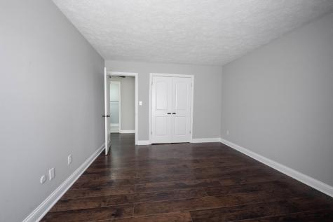 7611 Baywood Drive S Indianapolis IN 46236