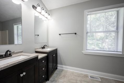 7611 Baywood Drive S Indianapolis IN 46236