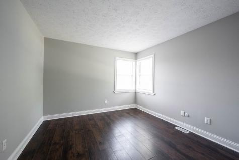 7611 Baywood Drive S Indianapolis IN 46236