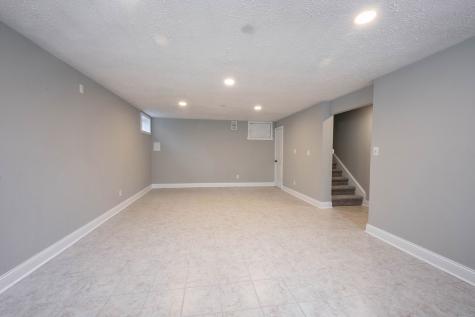 7611 Baywood Drive S Indianapolis IN 46236