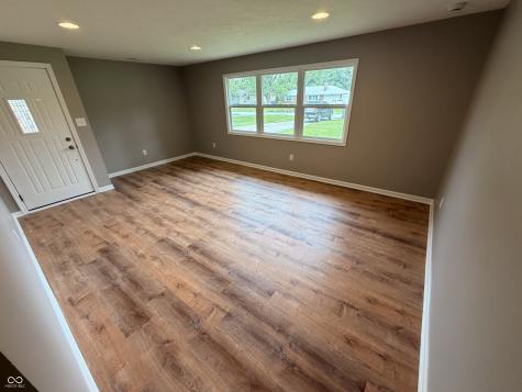 239 Kirk Drive W Indianapolis IN 46234