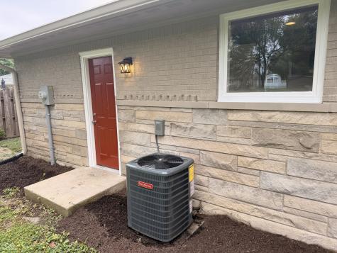 239 Kirk Drive W Indianapolis IN 46234