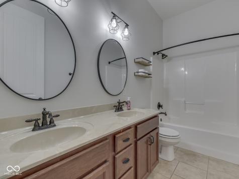 3270 Cherokee Circle Bargersville IN 46106