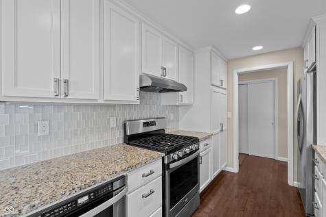 2565 Chestnut Street Columbus IN 47201