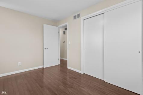 2565 Chestnut Street Columbus IN 47201