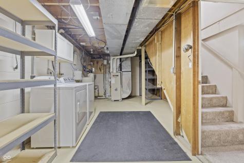 2565 Chestnut Street Columbus IN 47201