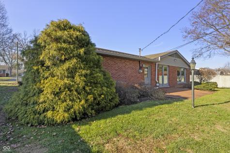 2565 Chestnut Street Columbus IN 47201