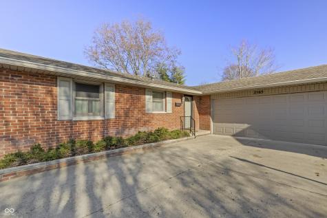 2565 Chestnut Street Columbus IN 47201