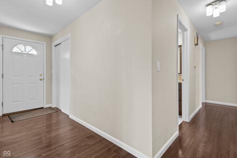 2565 Chestnut Street Columbus IN 47201