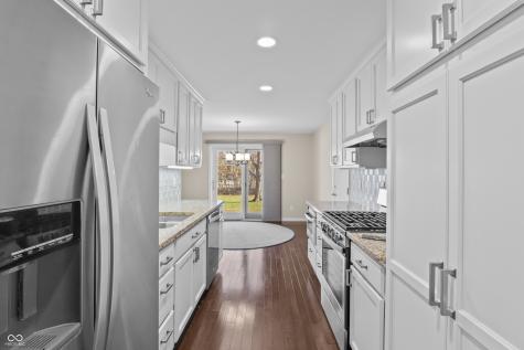 2565 Chestnut Street Columbus IN 47201