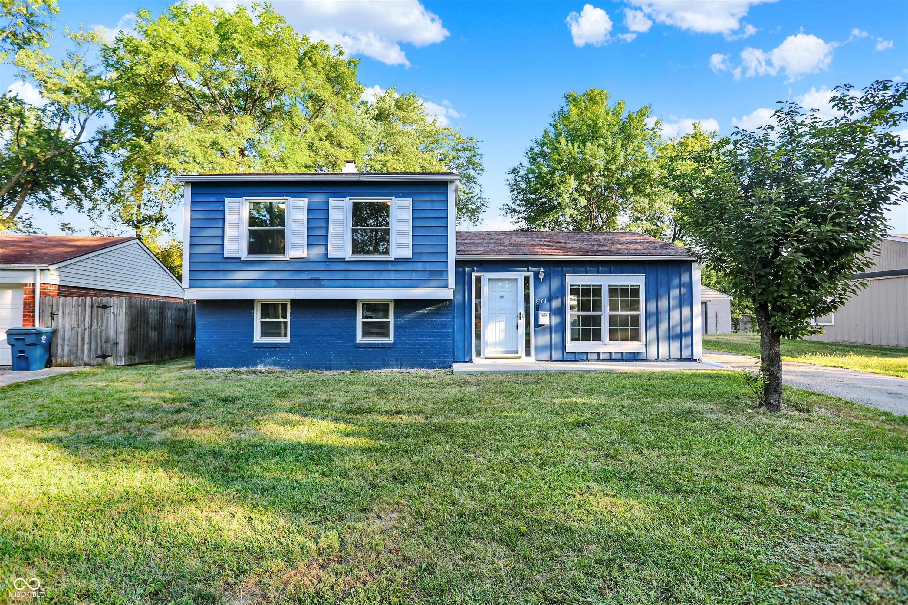 8104 Barry Road Indianapolis IN 46219