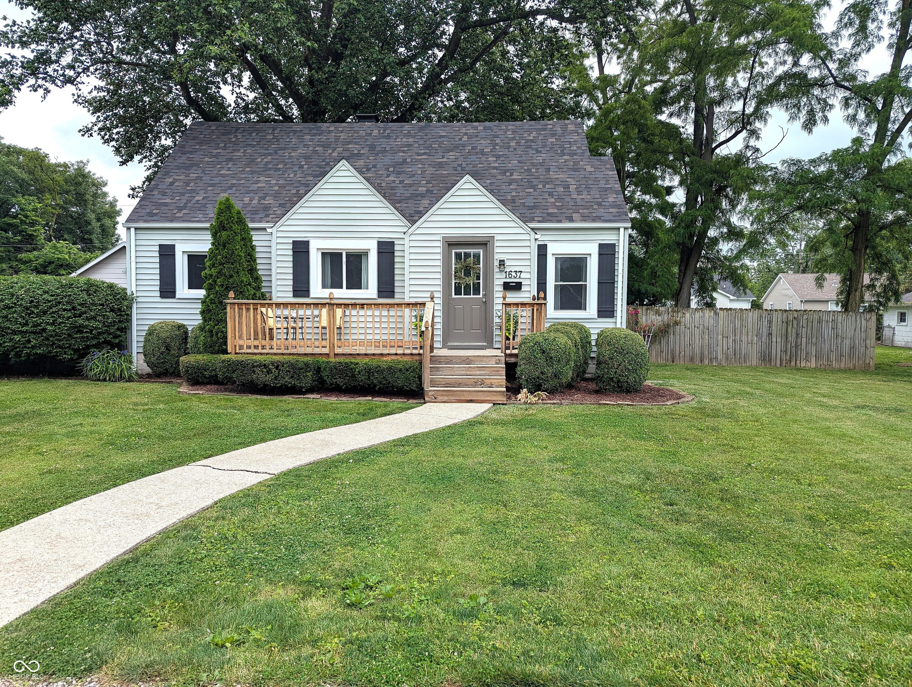 1637 Meridian Street Columbus IN 47201