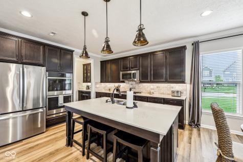 4204 Omaha Drive Bargersville IN 46106