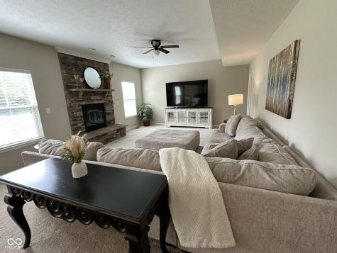 12268 Hawks Nest Drive Fishers IN 46037