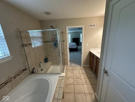 12268 Hawks Nest Drive Fishers IN 46037