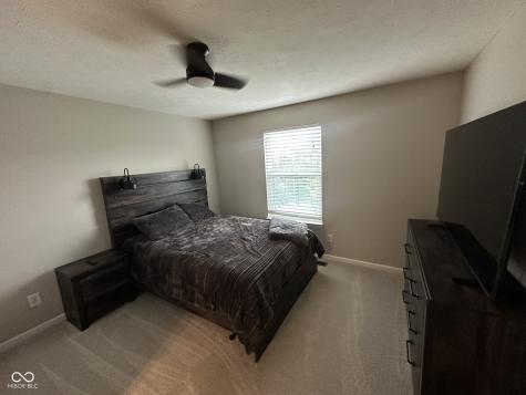12268 Hawks Nest Drive Fishers IN 46037