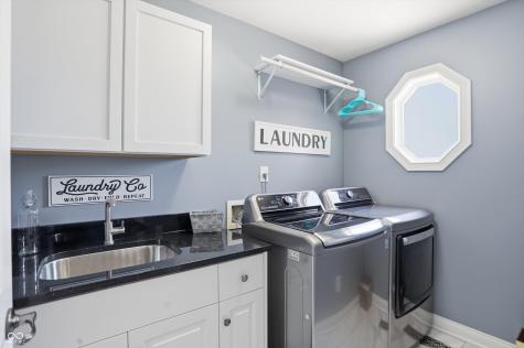 2900 Abbotsbury Court Greenwood IN 46143