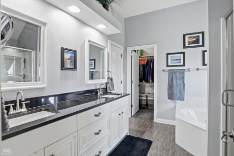 2900 Abbotsbury Court Greenwood IN 46143