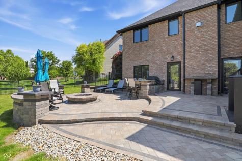 2900 Abbotsbury Court Greenwood IN 46143
